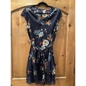 SHEIN Navy Blue And Floral Dress With Lace Arms And Bottom, 36.5” Long, Size 0XL
